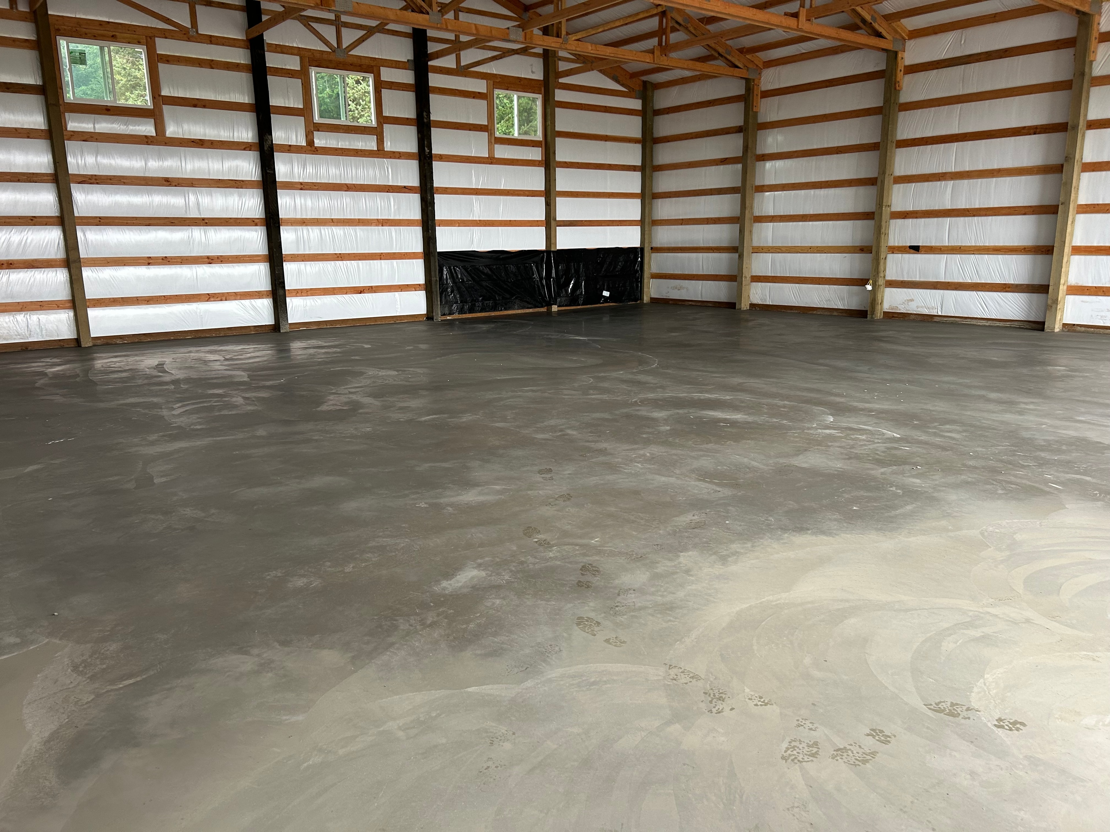 Barn concrete floor — finished interior