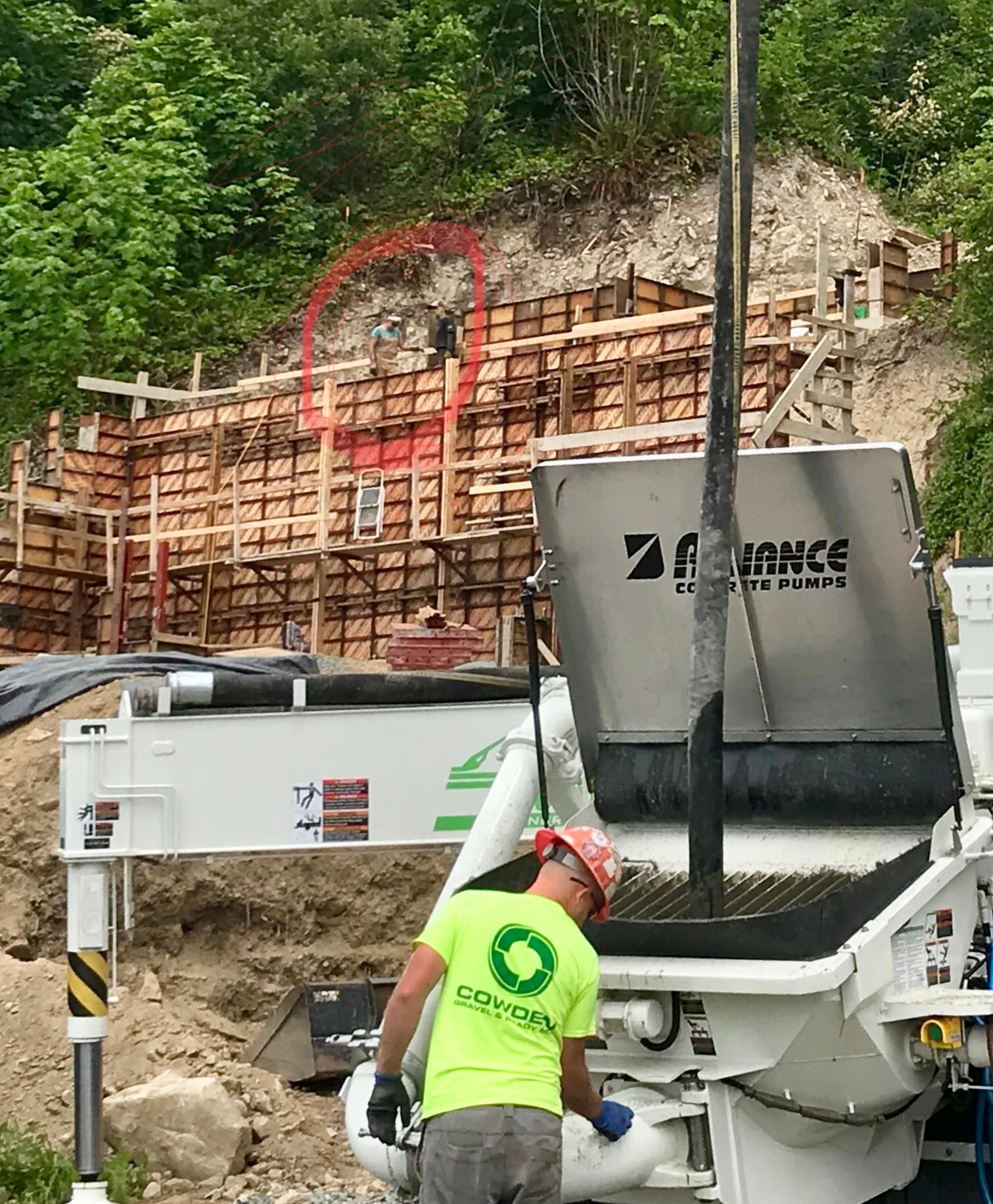 Concrete pump and wall construction